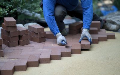 Hardscaping Tips to Transform Your Backyard into an Outdoor Oasis